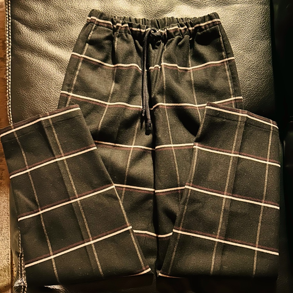 Aritzia sleep pants